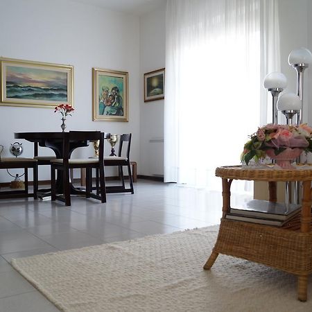 Il Melograno Bed & Breakfast Oristano Luaran gambar